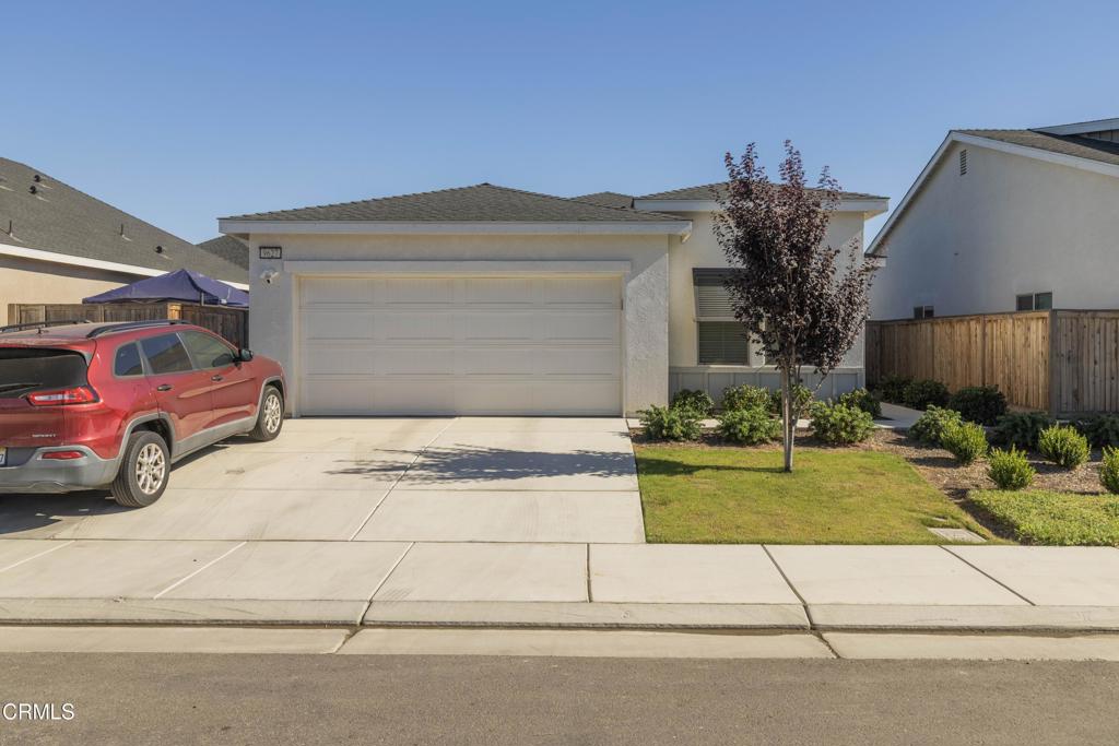 9627 Maple Terrace Lane
