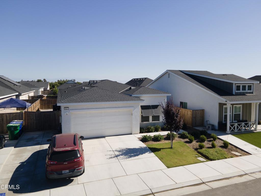 9627 Maple Terrace Lane