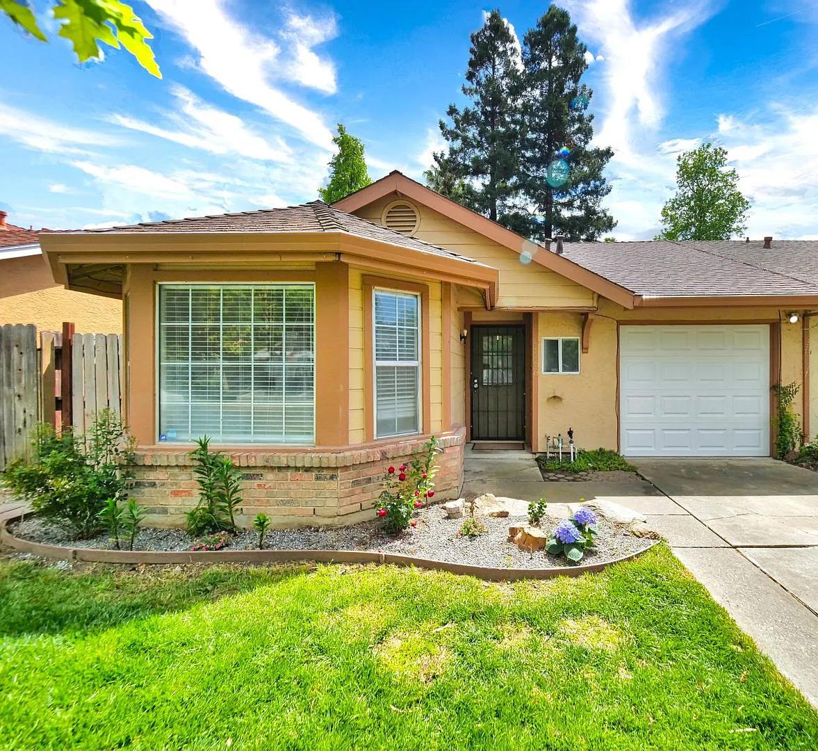 1168 Pebblewood Drive