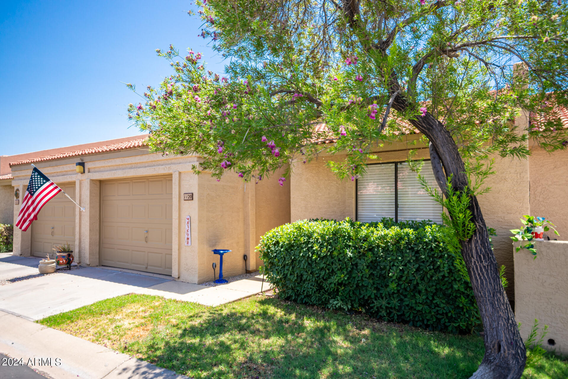 1021 S GREENFIELD Road, 1120