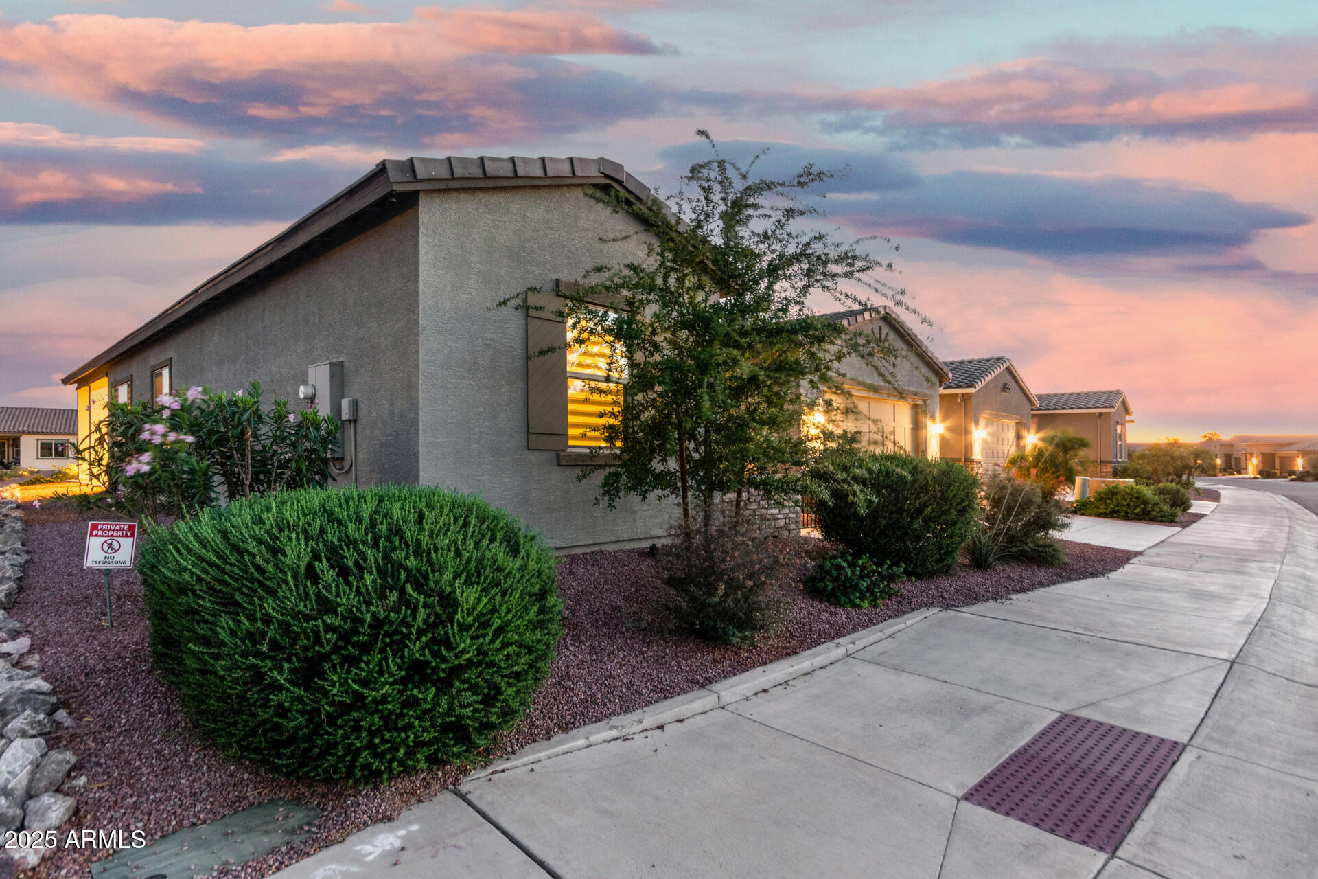 42085 W MORNING GLORY Way