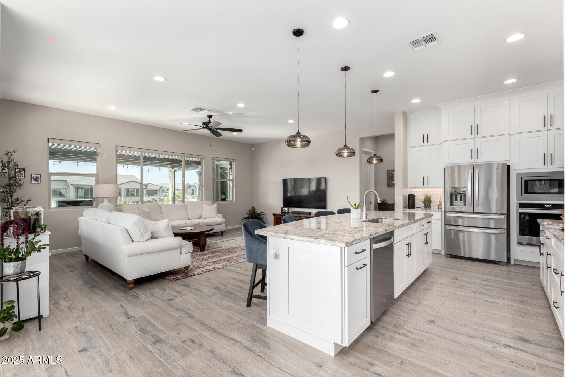 42085 W MORNING GLORY Way