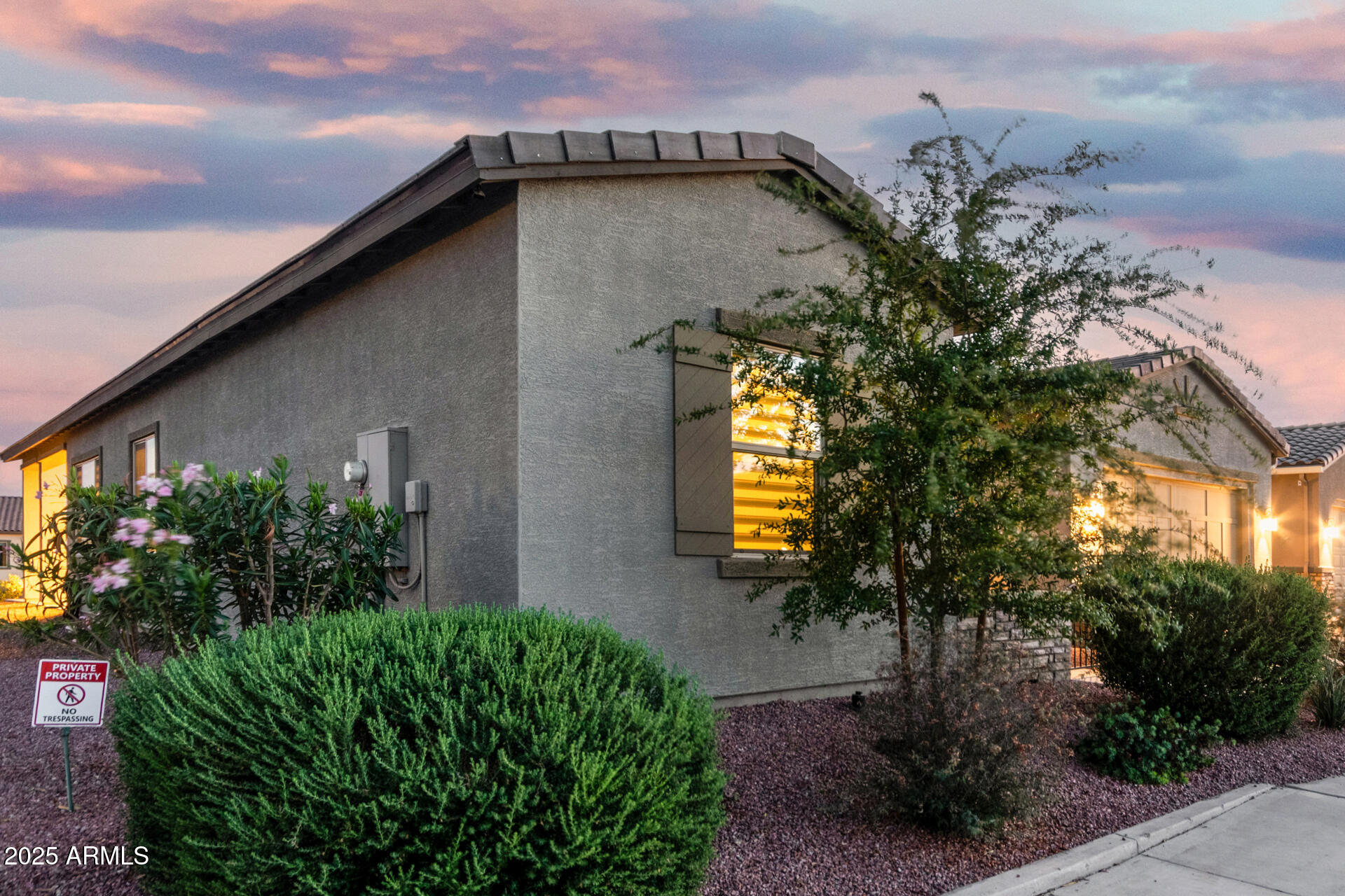 42085 W MORNING GLORY Way