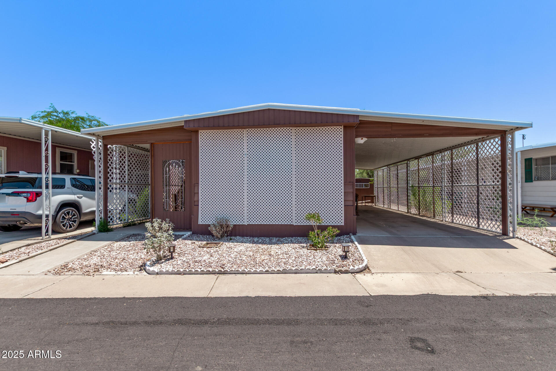 800 W APACHE Trail 148
