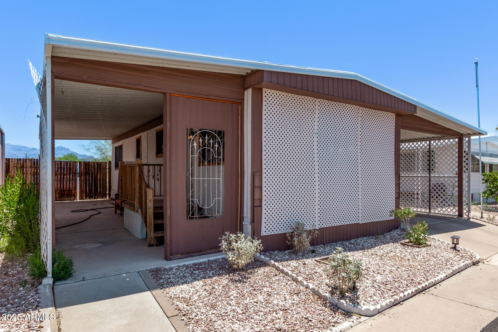 800 W APACHE Trail 148