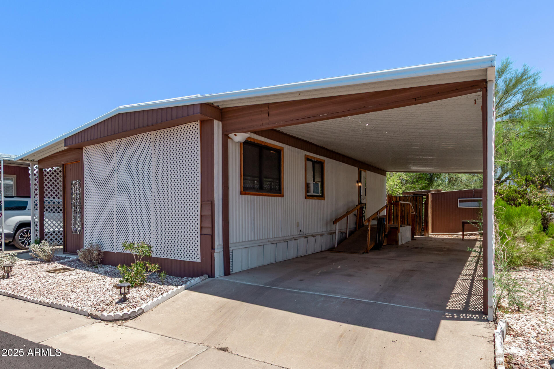 800 W APACHE Trail 148