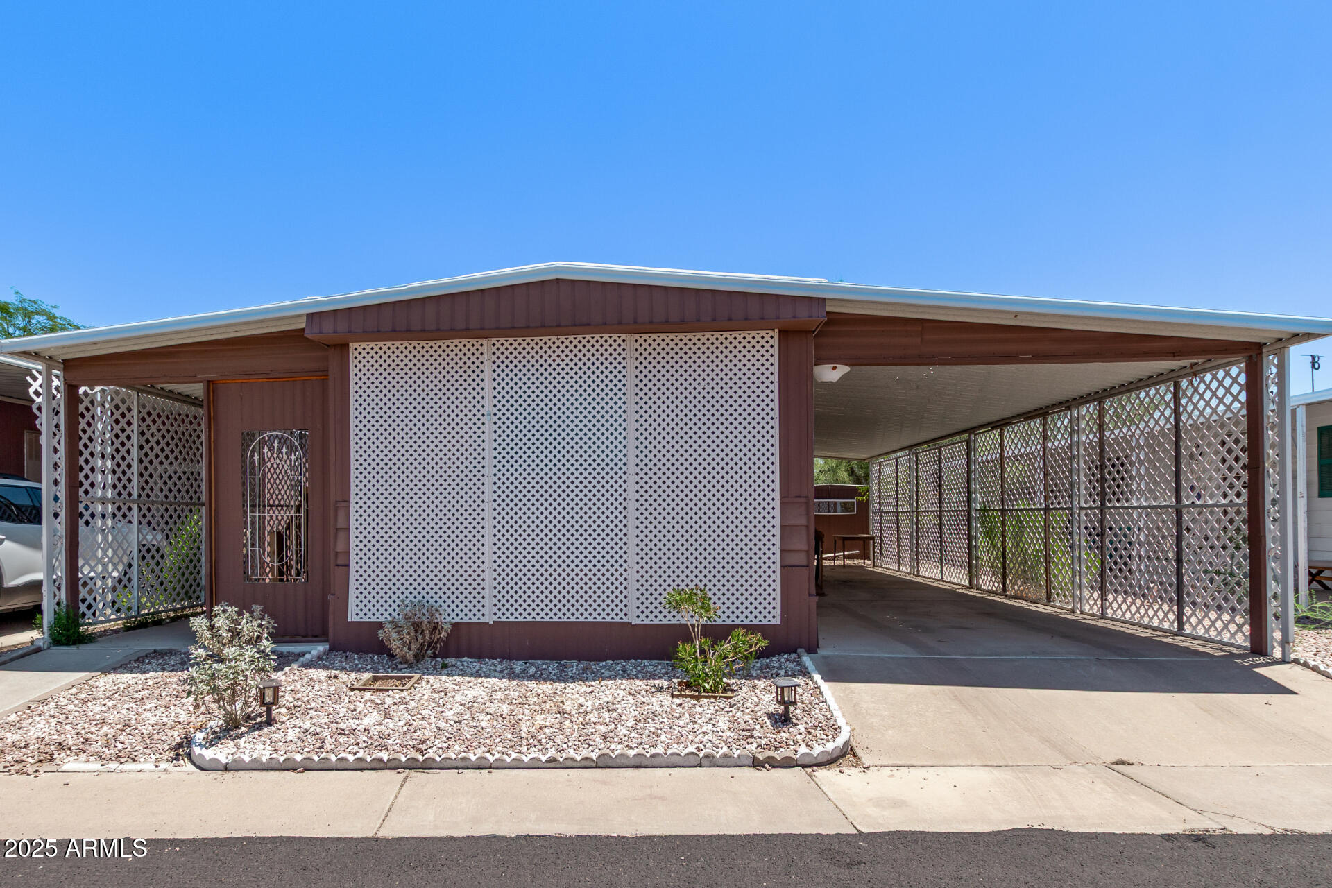 800 W APACHE Trail 148