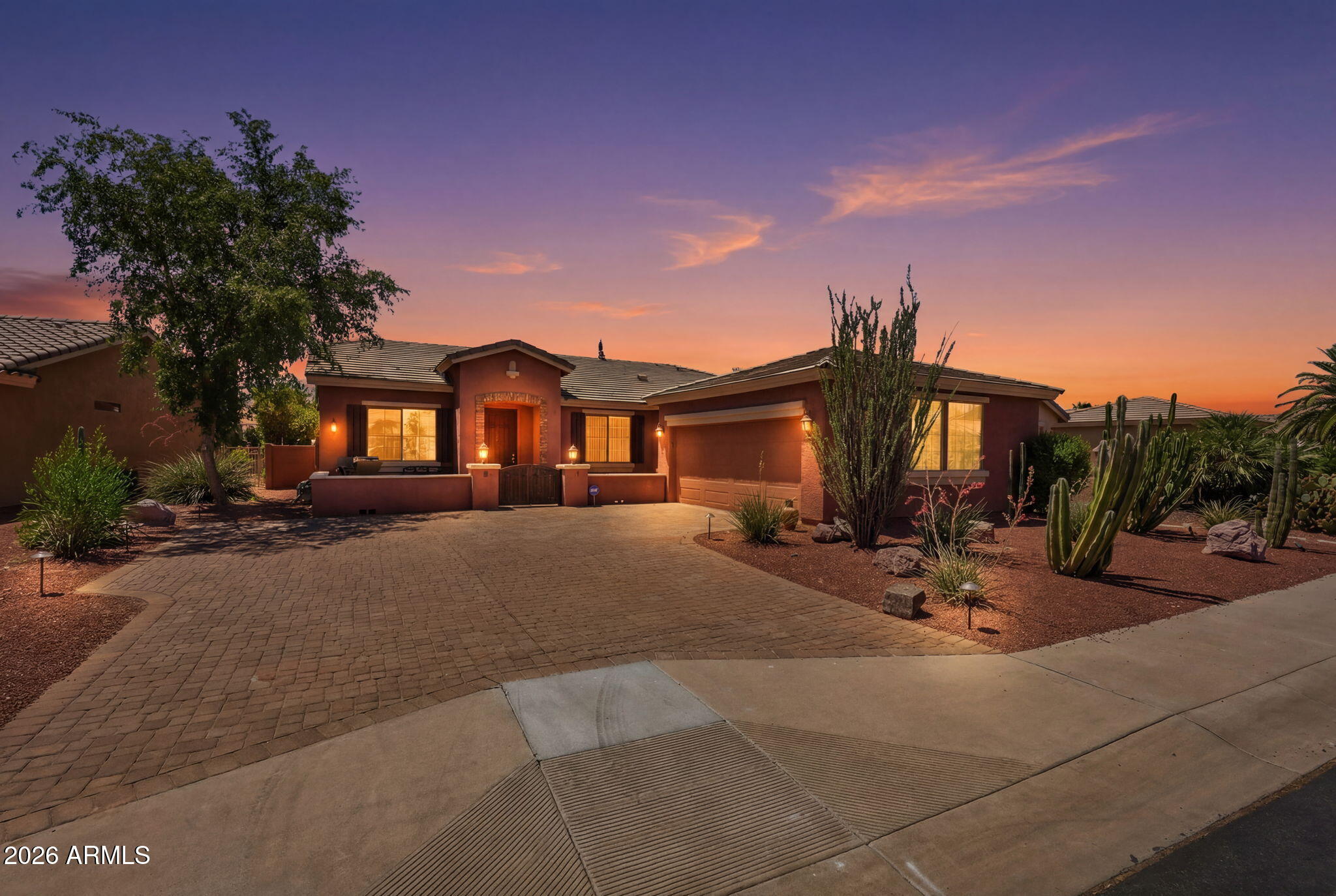 42855 W MAGIC MOMENT Drive