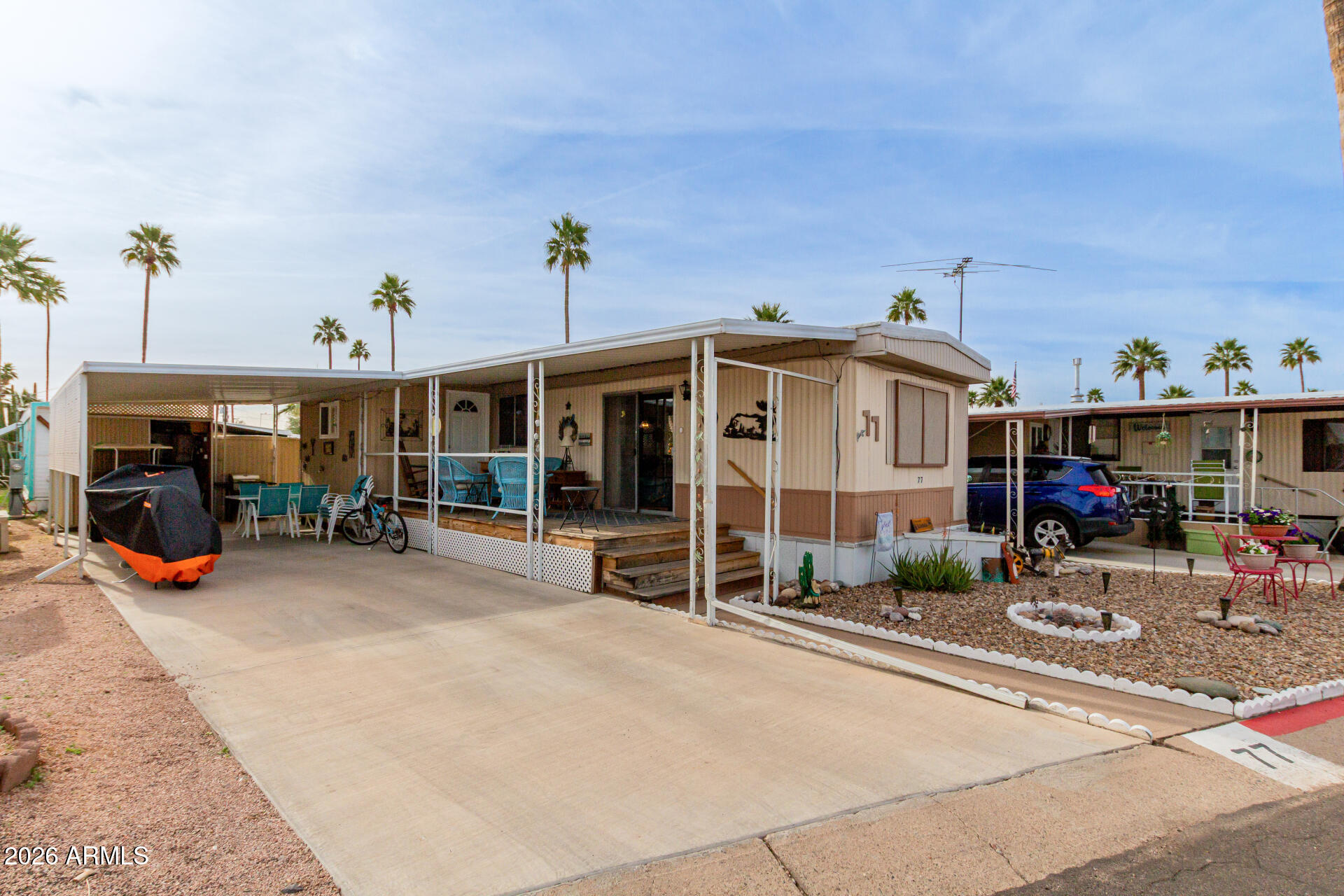 800 W APACHE Trail 77