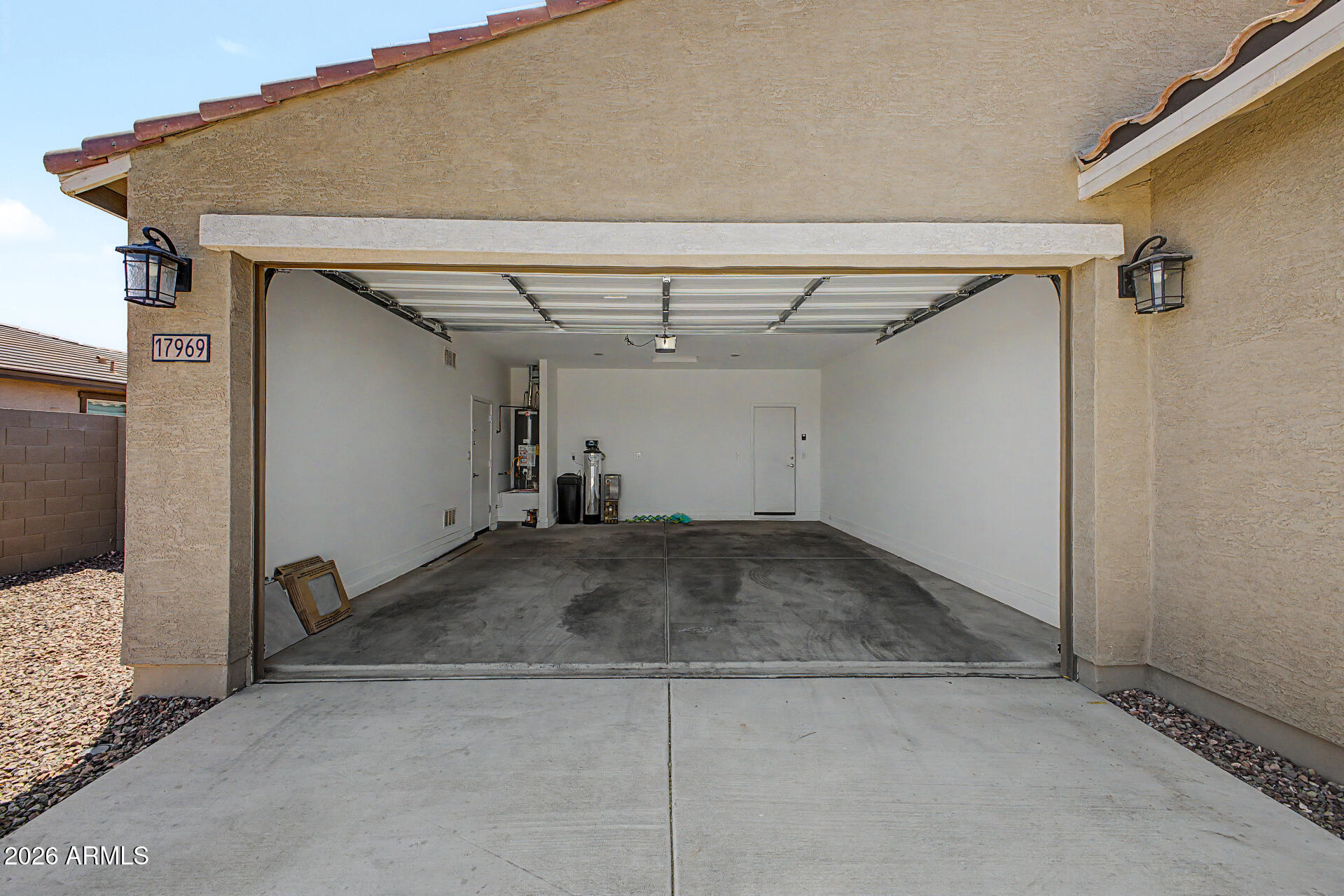 17969 W COLLEGE Drive