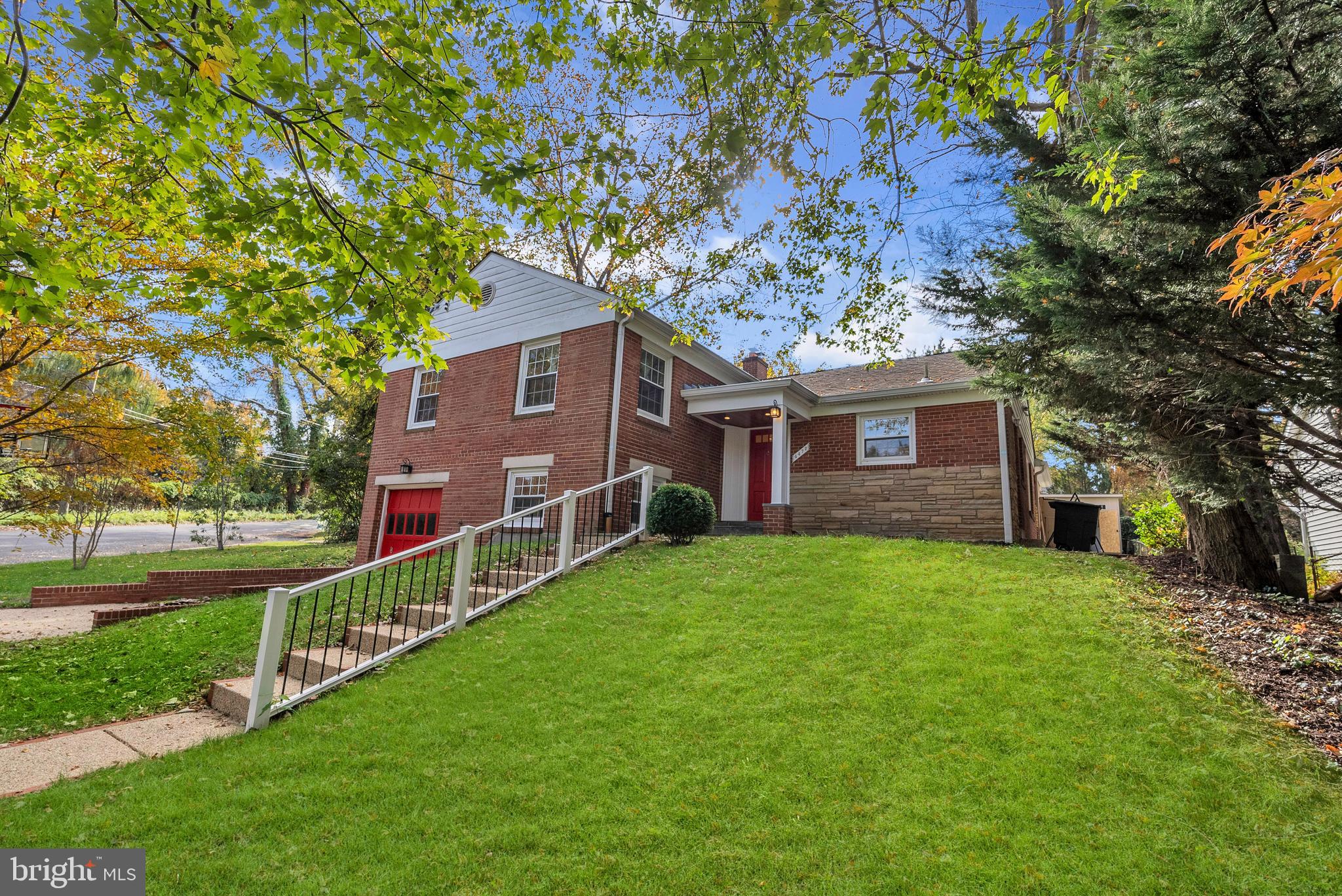4472 Upton St NW