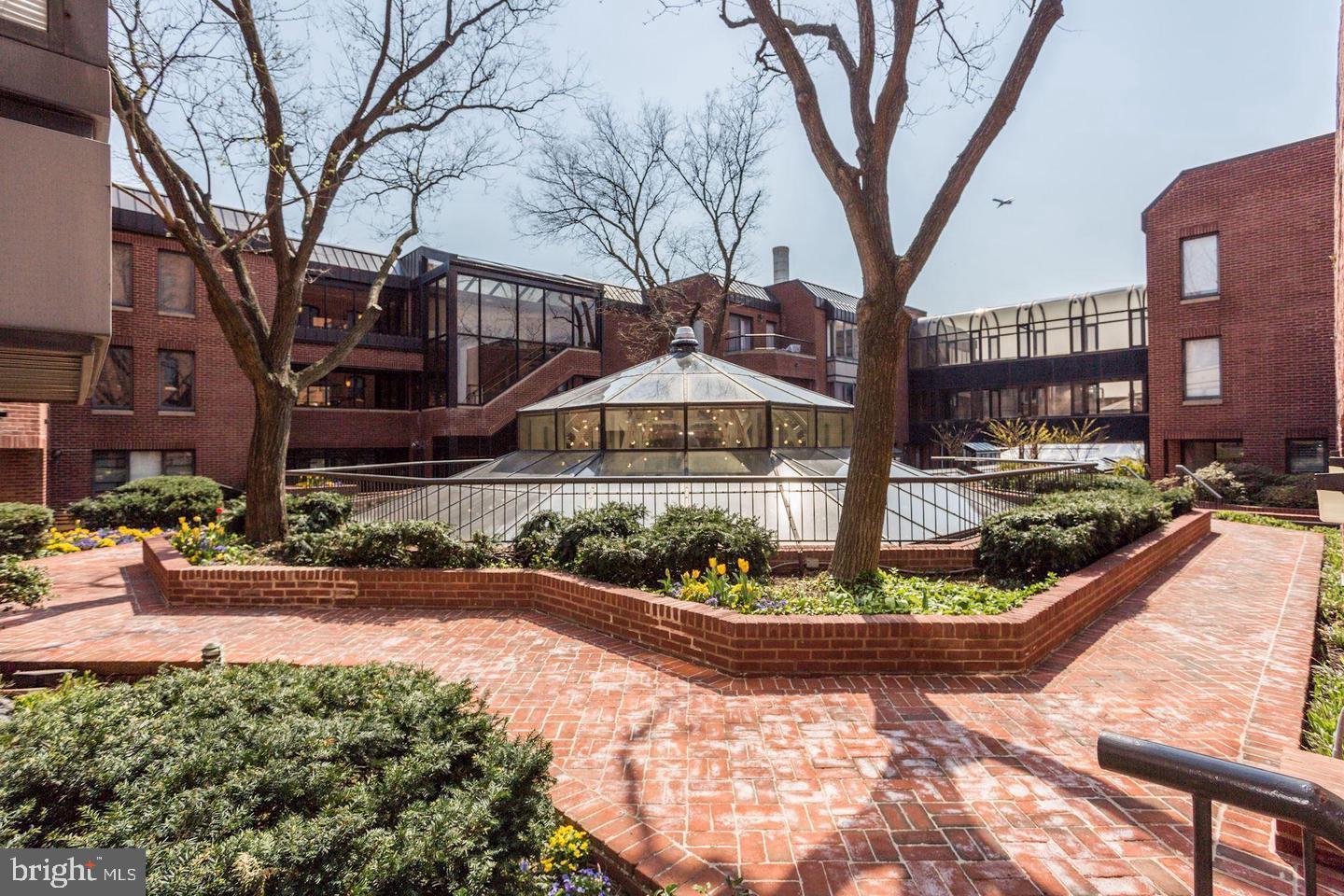 1080 WISCONSIN AVE NW #1016