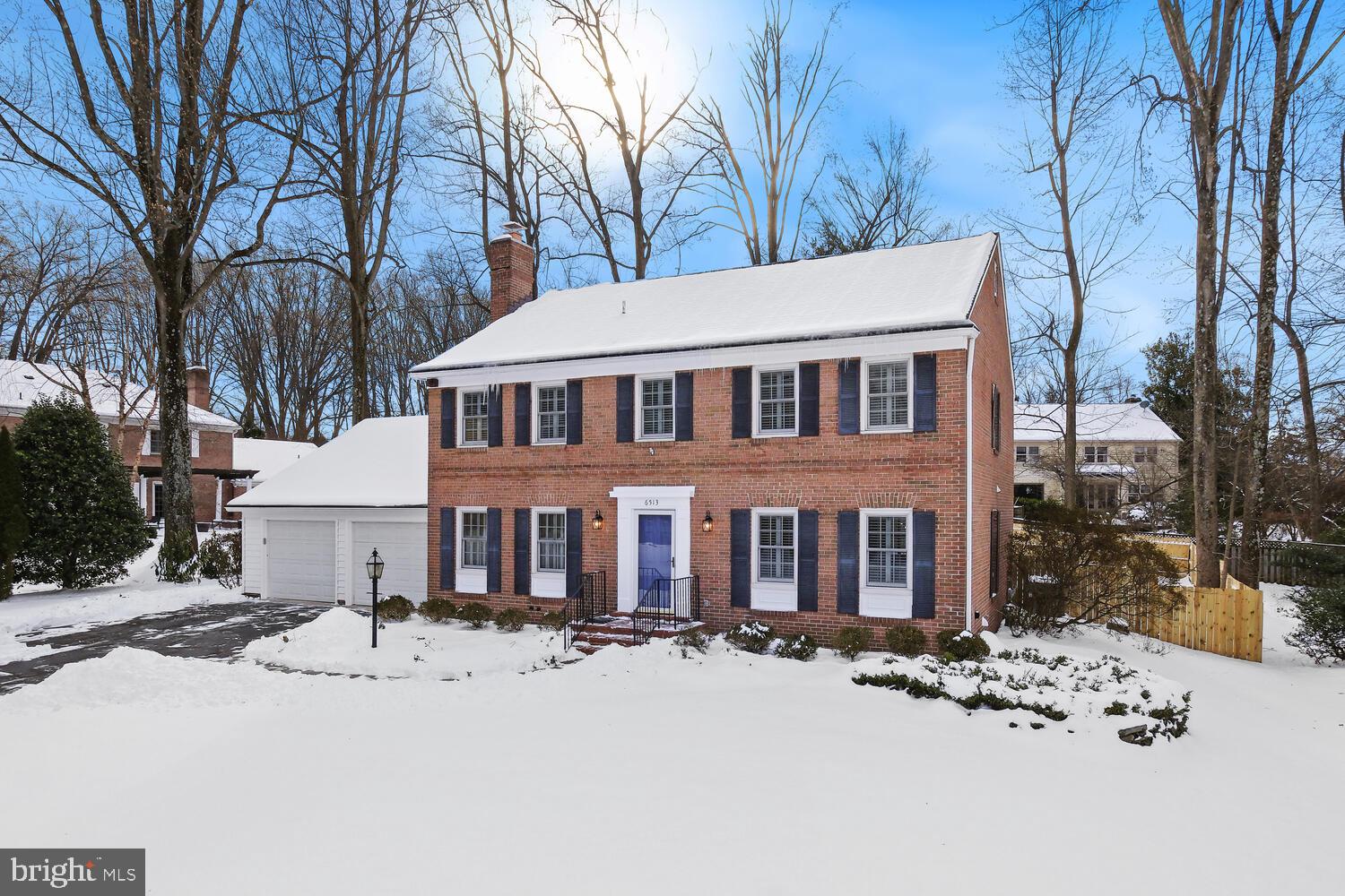 6513 WINDERMERE CIR