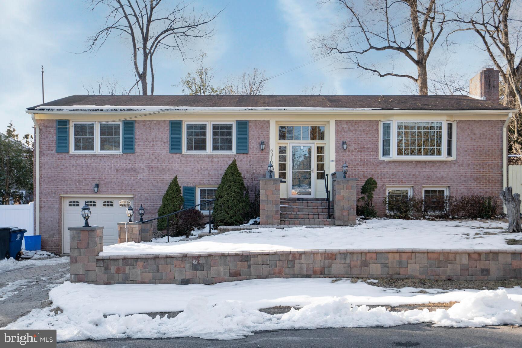 6310 BLACKWOOD RD