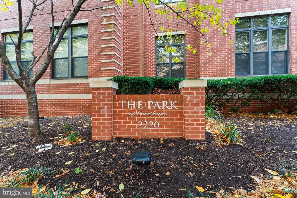2220 FAIRFAX DRIVE 206