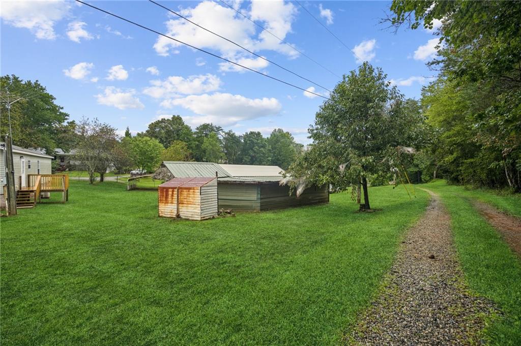 833 Old Dahlonega Highway