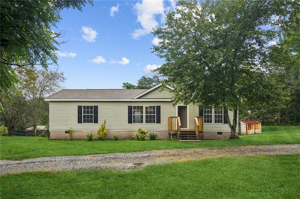 833 Old Dahlonega Highway