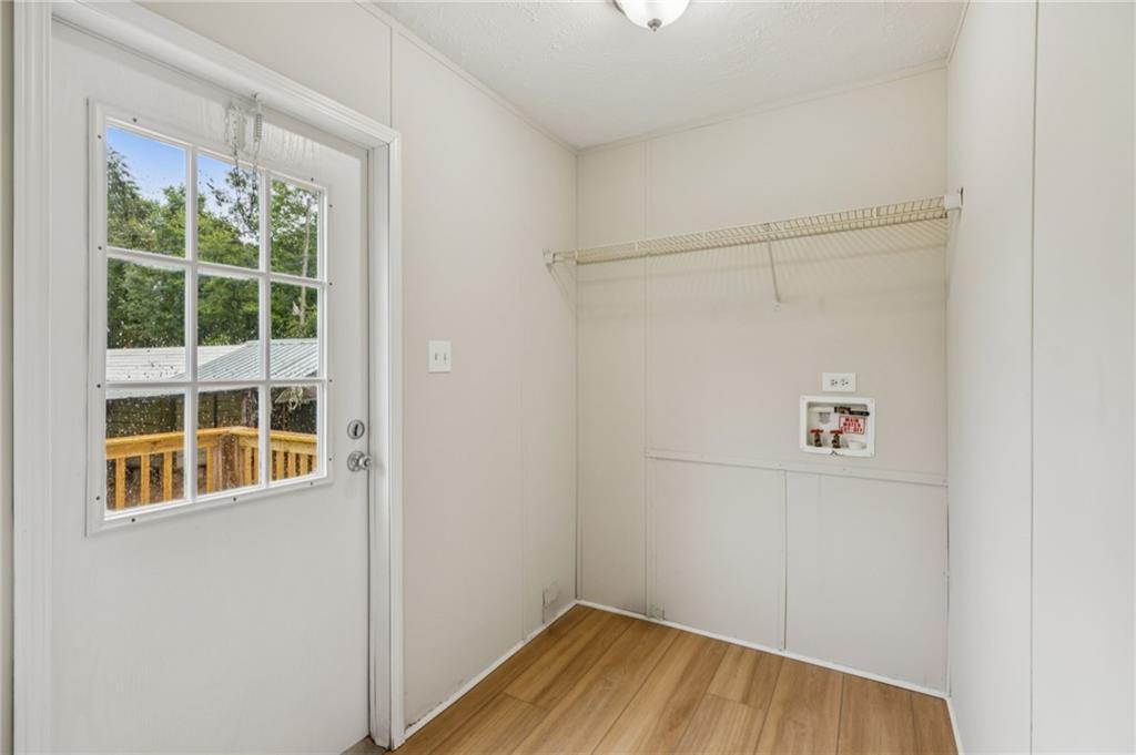 833 Old Dahlonega Highway