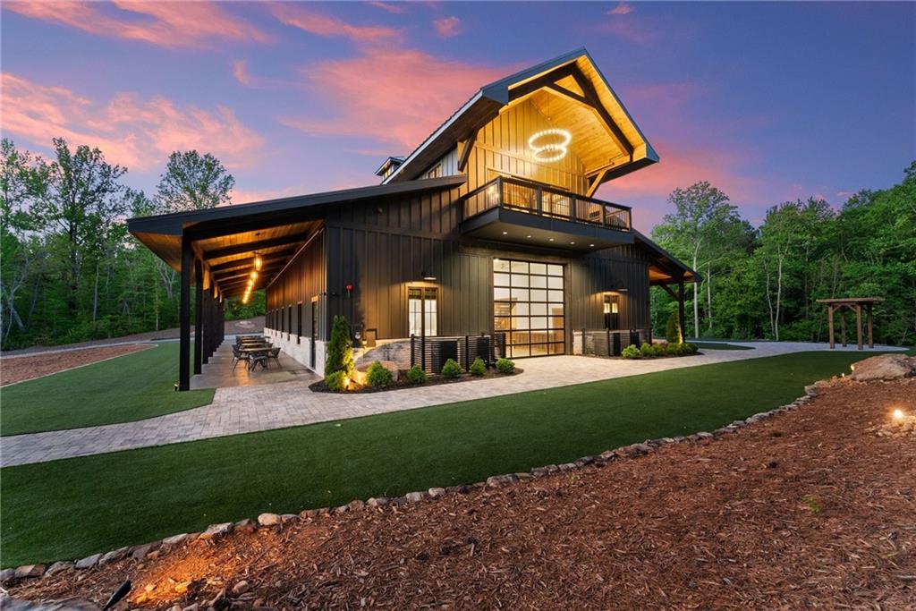 3263 Tanners Mill Road