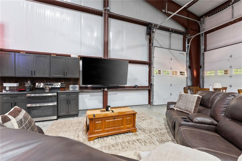 3263 Tanners Mill Road