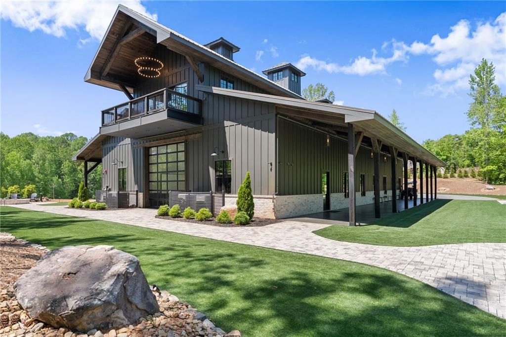 3263 Tanners Mill Road