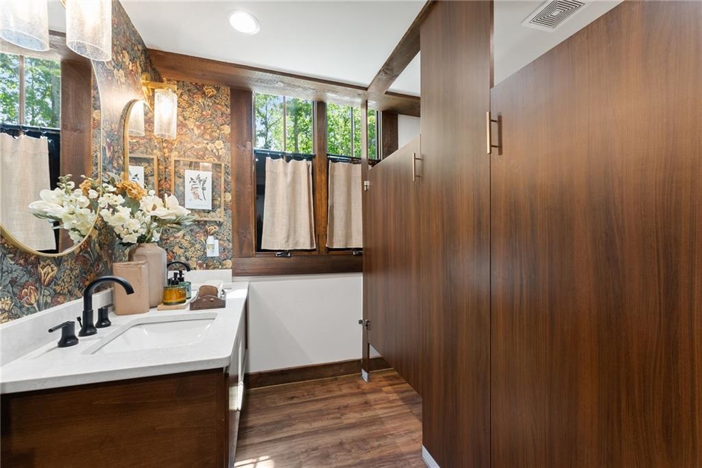 3263 Tanners Mill Road