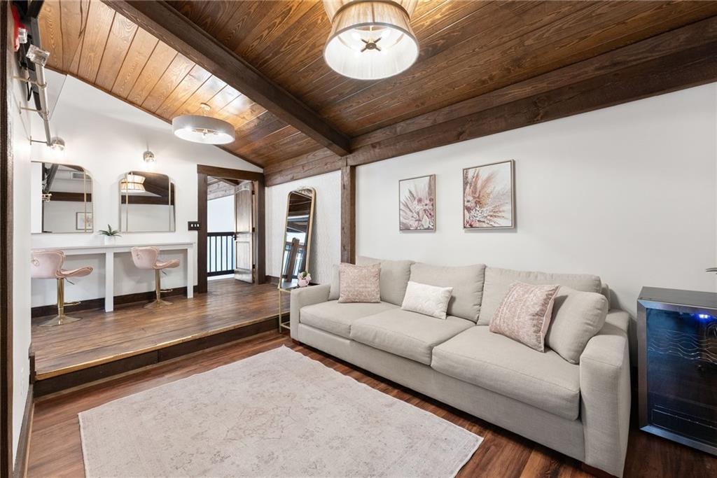 3263 Tanners Mill Road