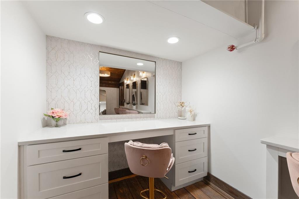 3263 Tanners Mill Road