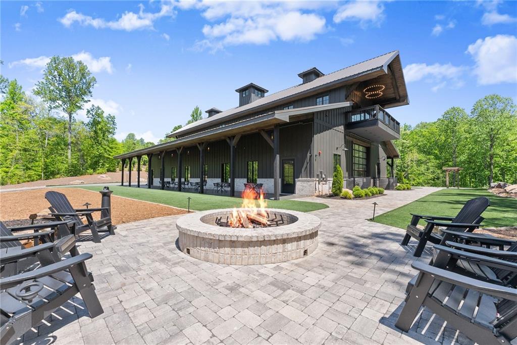 3263 Tanners Mill Road