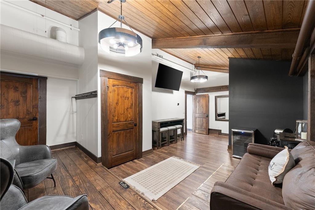 3263 Tanners Mill Road