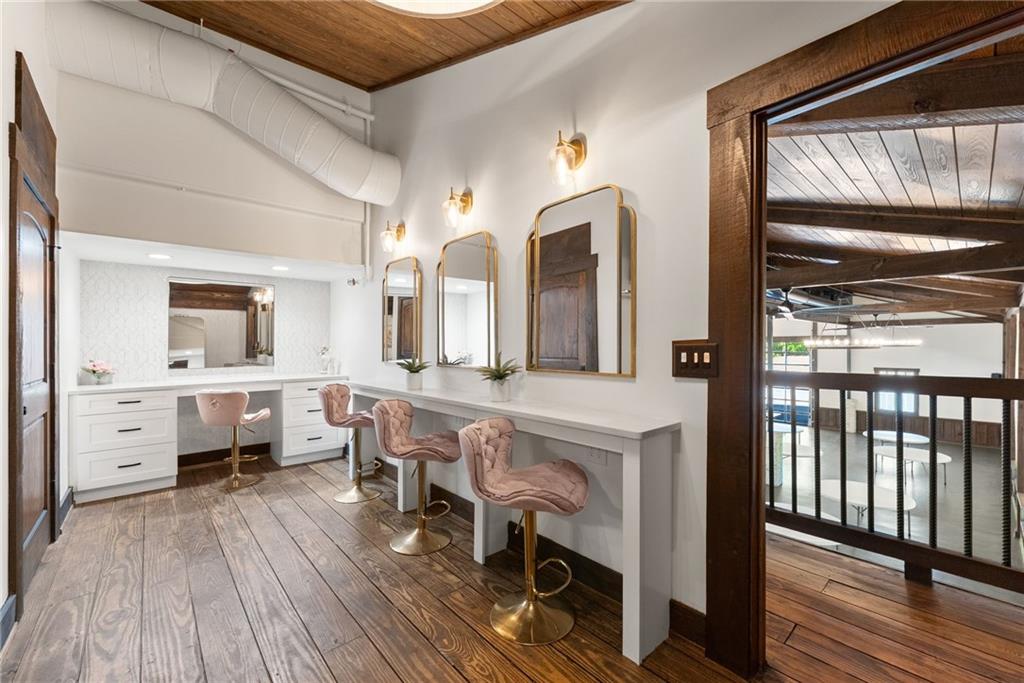 3263 Tanners Mill Road