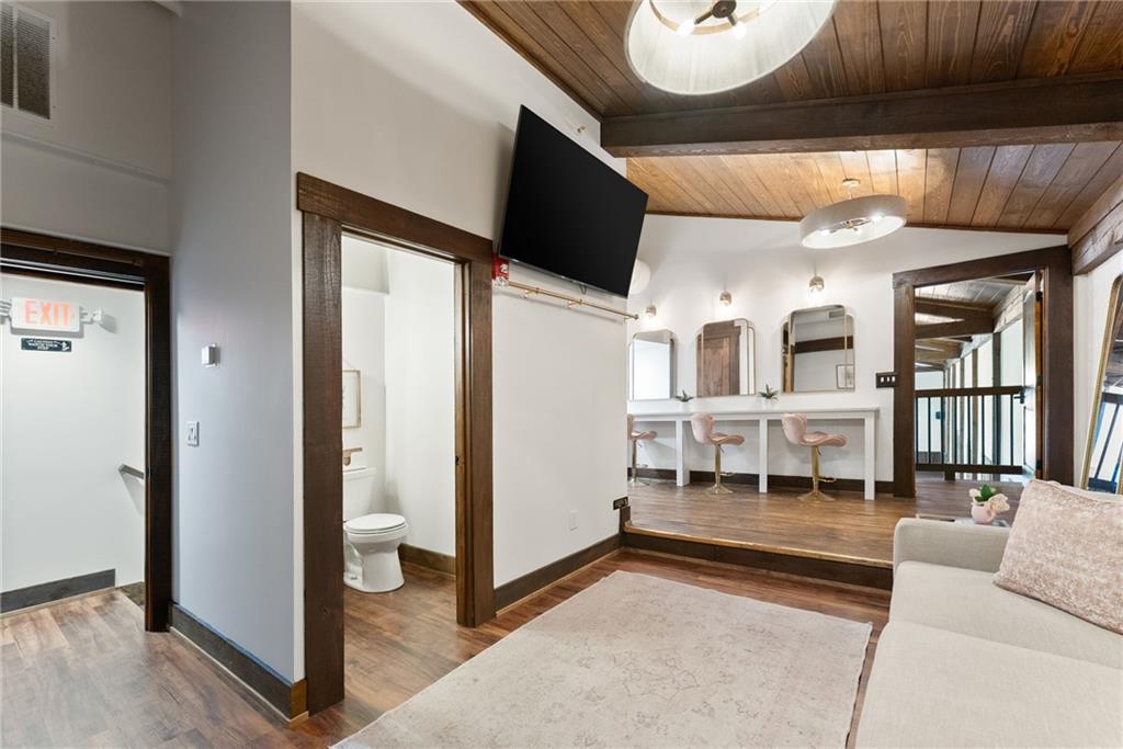 3263 Tanners Mill Road