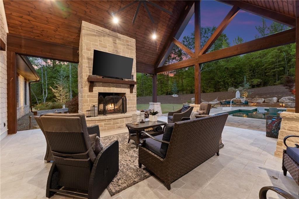 3263 Tanners Mill Road