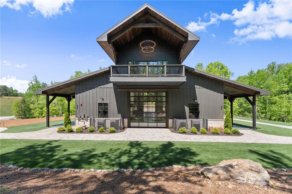 3263 Tanners Mill Road