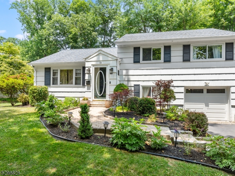 34 N Ridge Rd