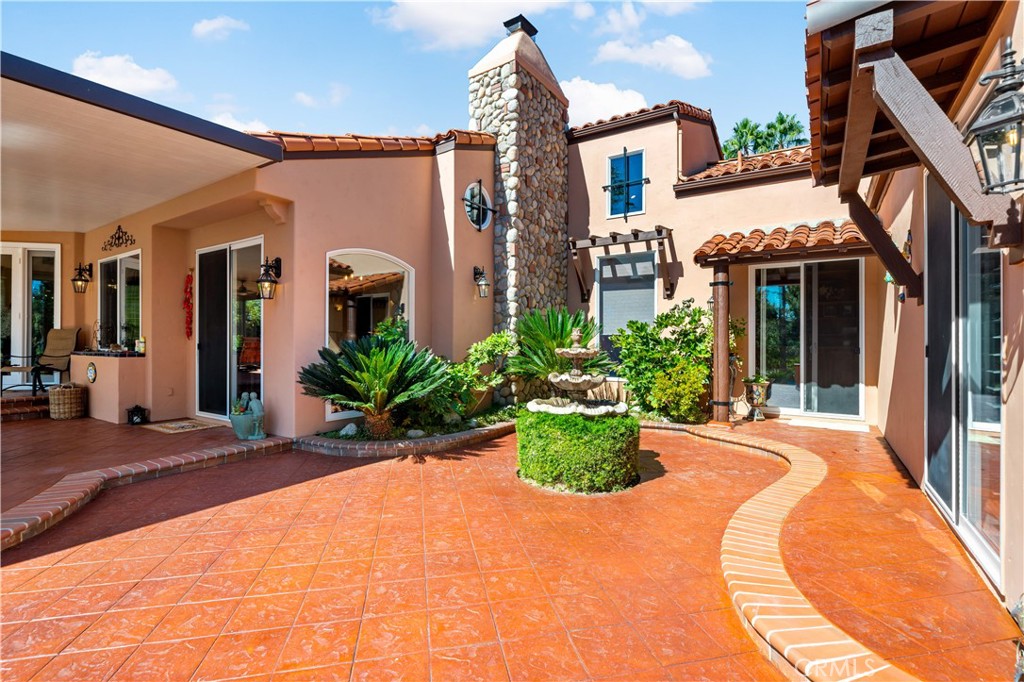 38136 Silver Fox Court