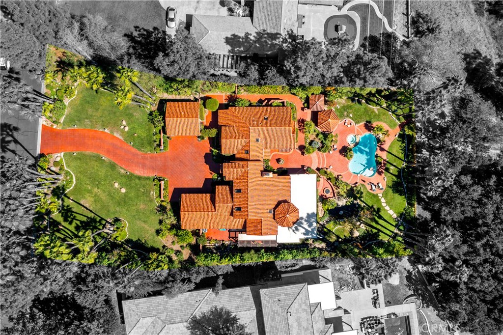 38136 Silver Fox Court