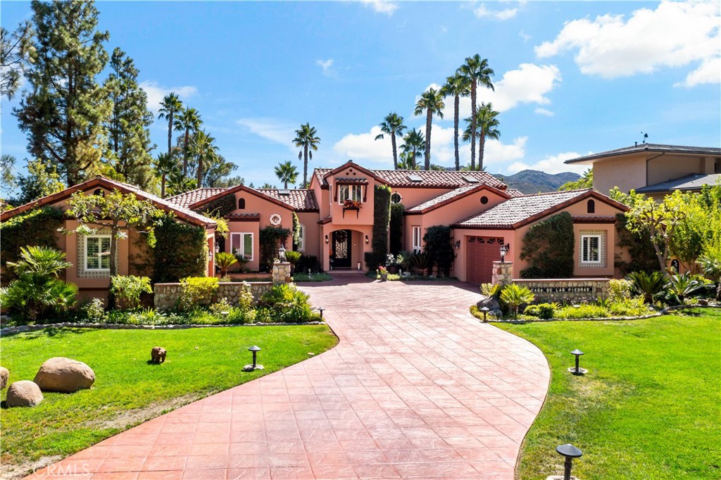 38136 Silver Fox Court