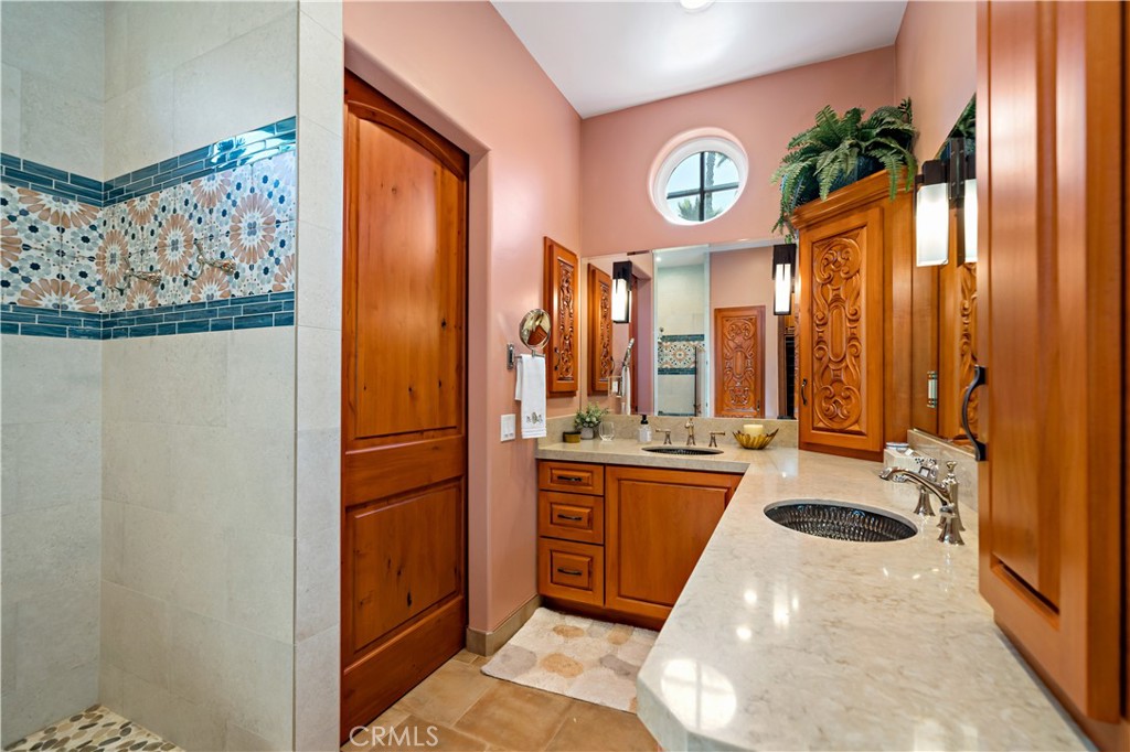 38136 Silver Fox Court