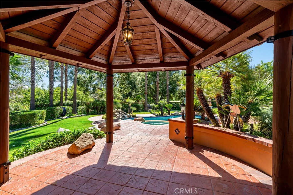 38136 Silver Fox Court