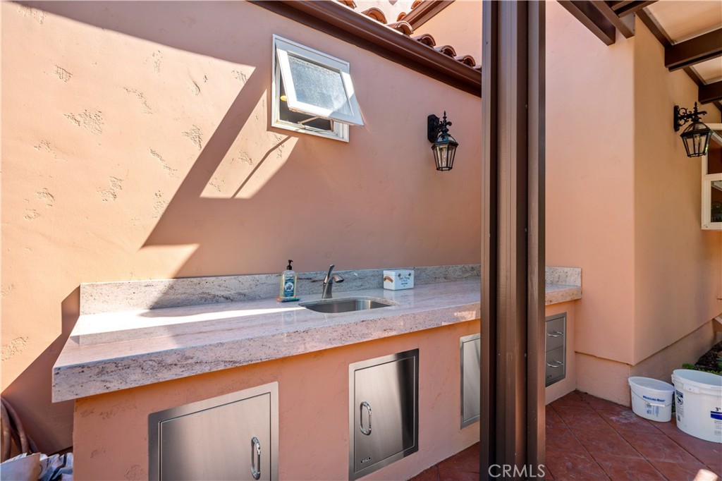 38136 Silver Fox Court