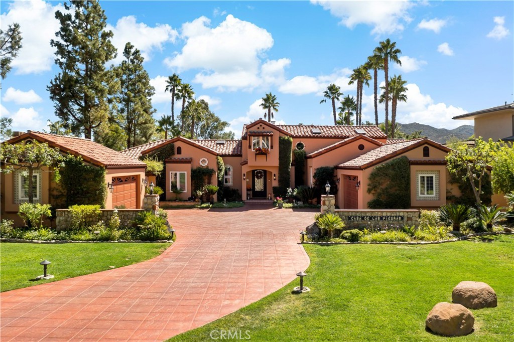 38136 Silver Fox Court