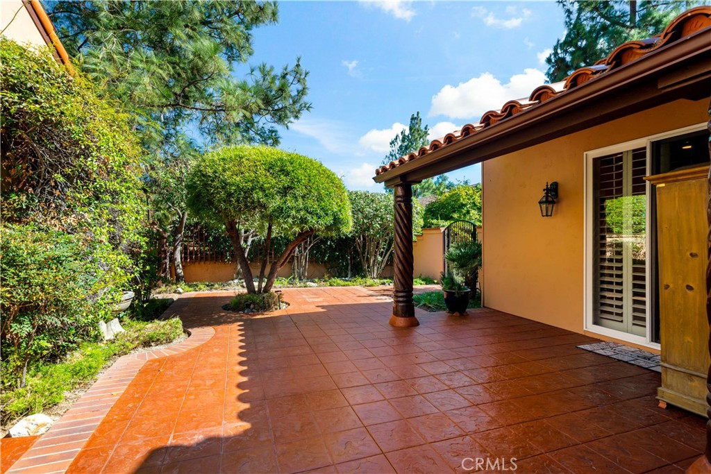 38136 Silver Fox Court