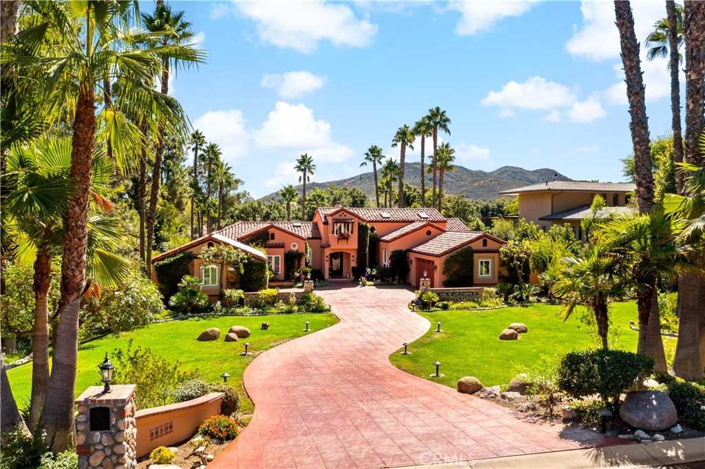 38136 Silver Fox Court