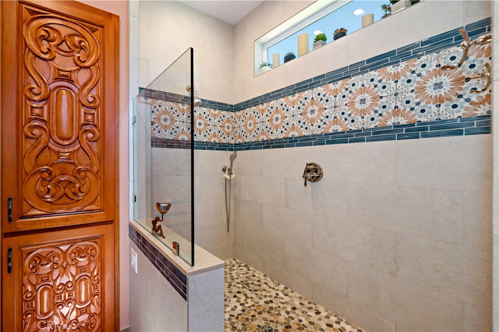 38136 Silver Fox Court