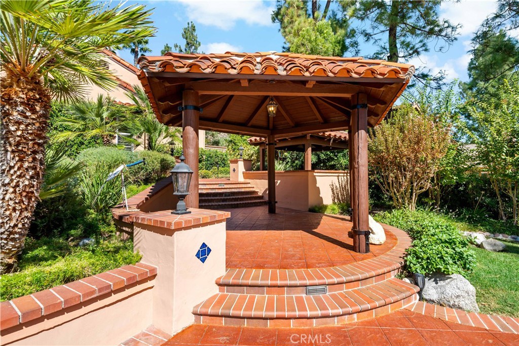 38136 Silver Fox Court