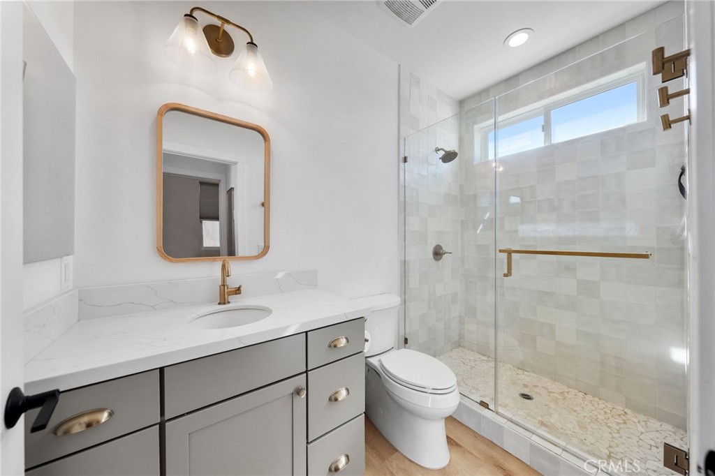 41950 Calle La Escondida