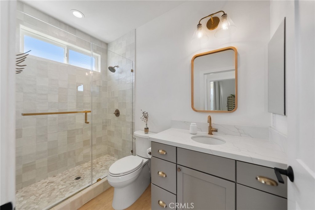 41950 Calle La Escondida