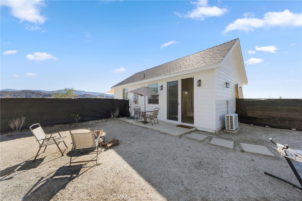 41950 Calle La Escondida