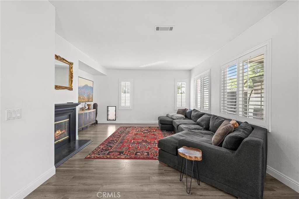 27497 Yellow Wood Way